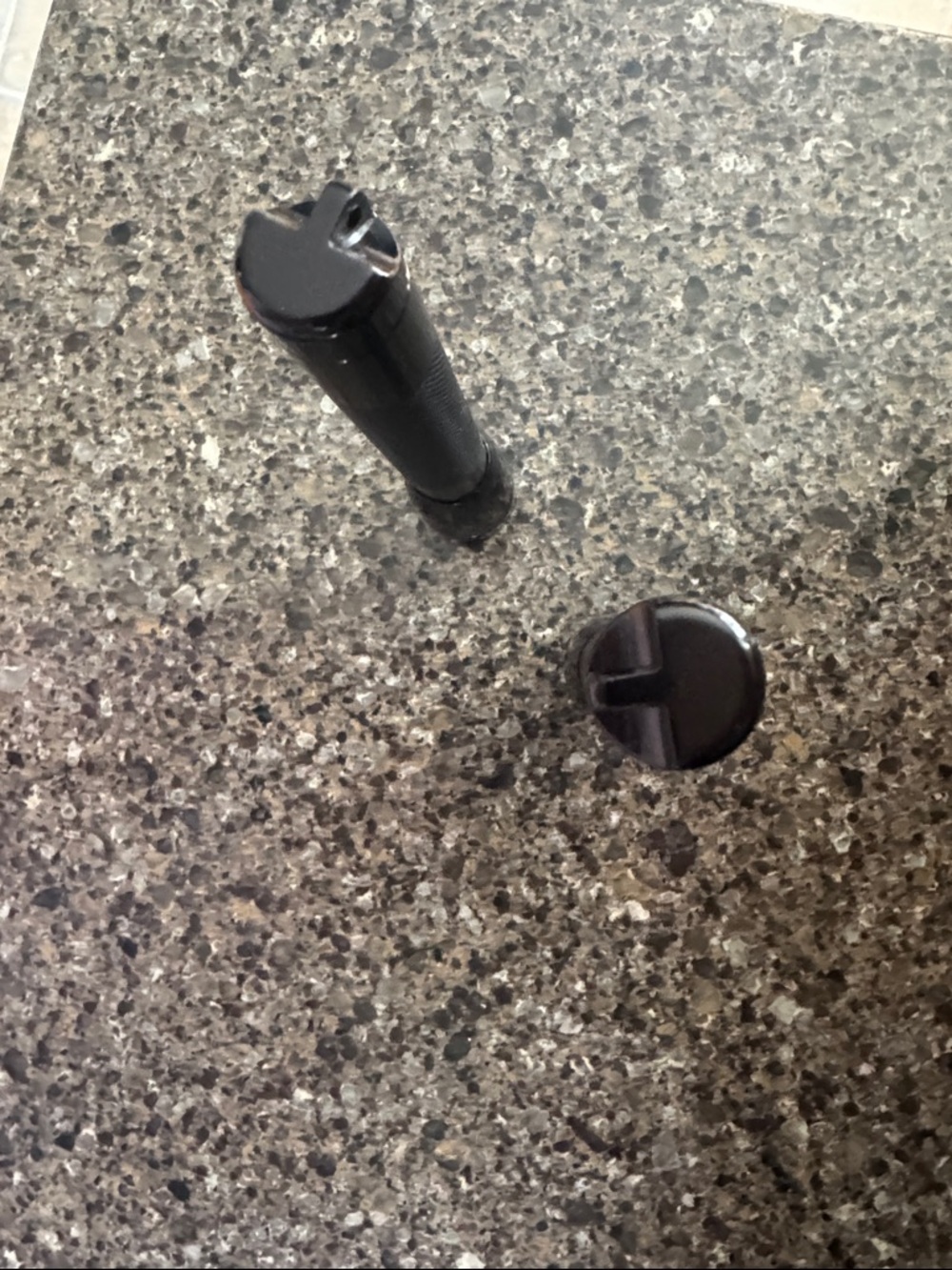 Pair of 2 Mini Maglite Black Flashlights - Picture 5 of 7